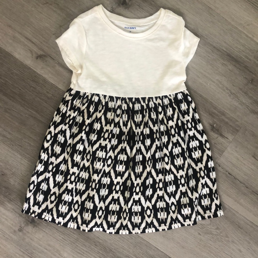 Old navy Aztec dress